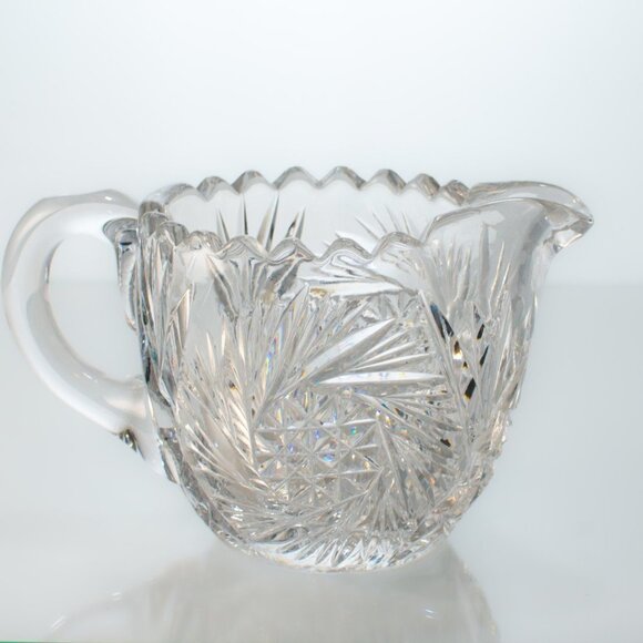 VINTAGE Pressed Glass Sugar Bowl and Creamer Set - Perfect For Coffee or Tea Set - Picture 4 of 7